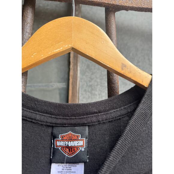 2017 Harley Davidson Pin Up London Canada Tee Size XL - Picture 4 of 8